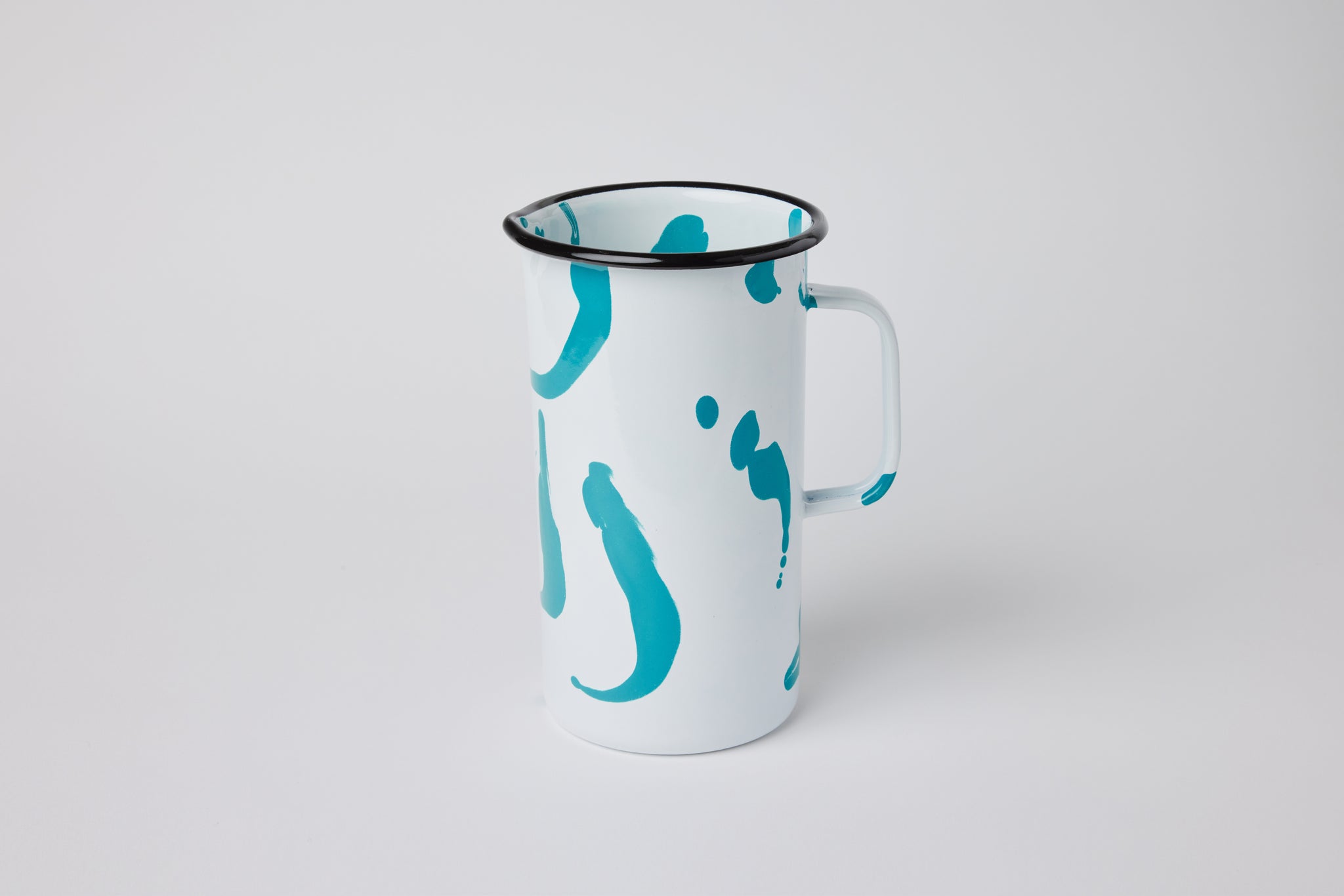 A Little Color Pitcher – Kapka